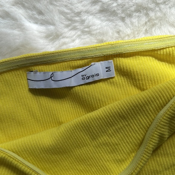 Yellow crop top byEgries - Picture 2 of 4